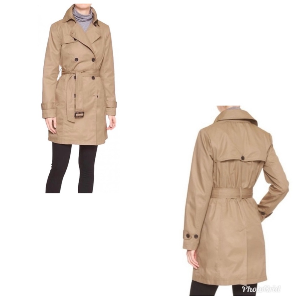 Banana Republic Factory tan trench coat Medium Petite